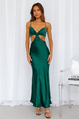 Smile For The Camera Midi Dress Green